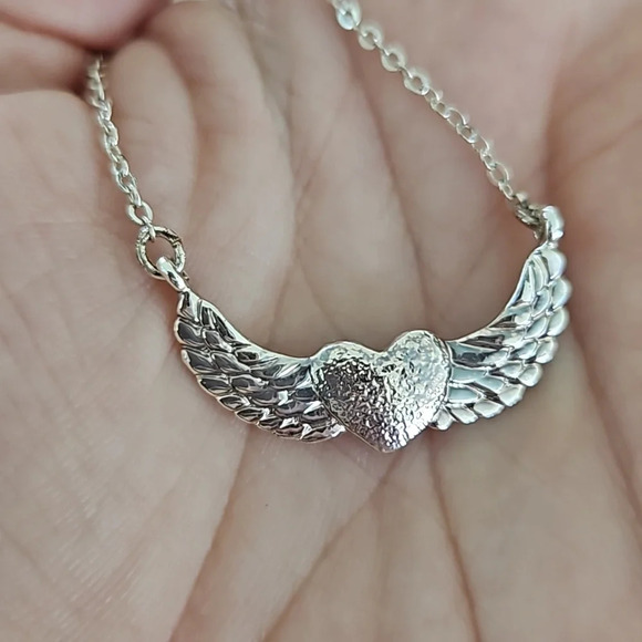 Vintage Silvertone Heart with Wings Necklace - Picture 7 of 7